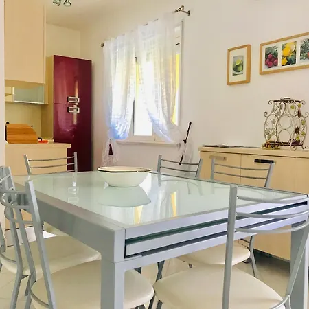 Pizzo Beach Club Two Bed Apartments 8G Exterior foto